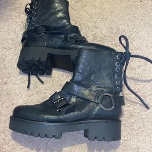 Oobash Leather Boots